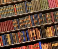 Храним книги правильно